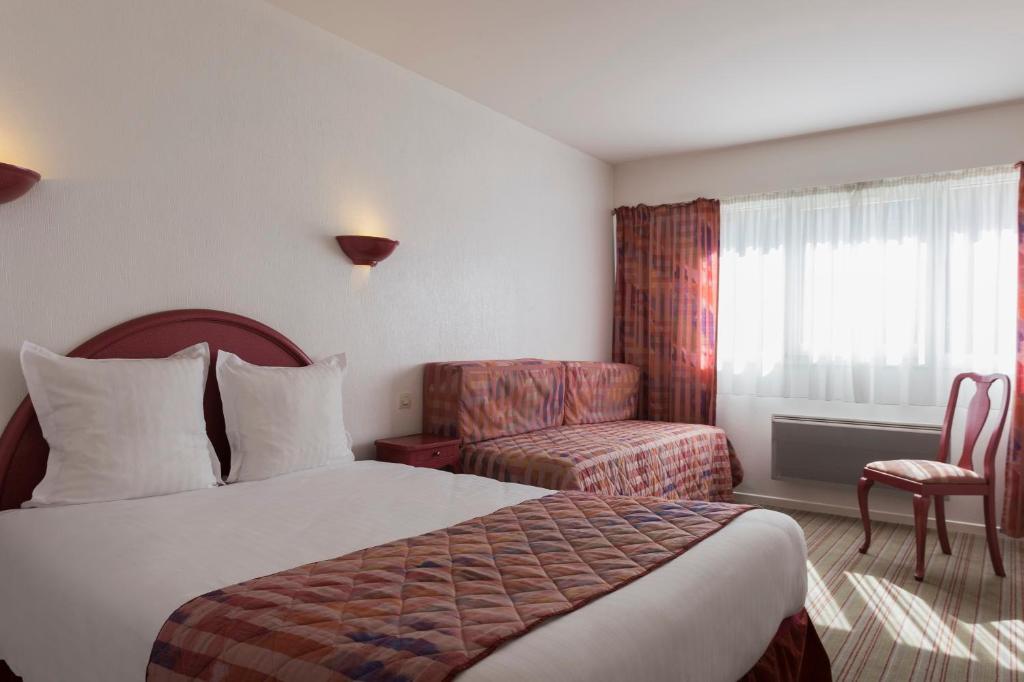 LOGIS - Belle Hôtel, Lille-Ouest - Superior Triple Room
