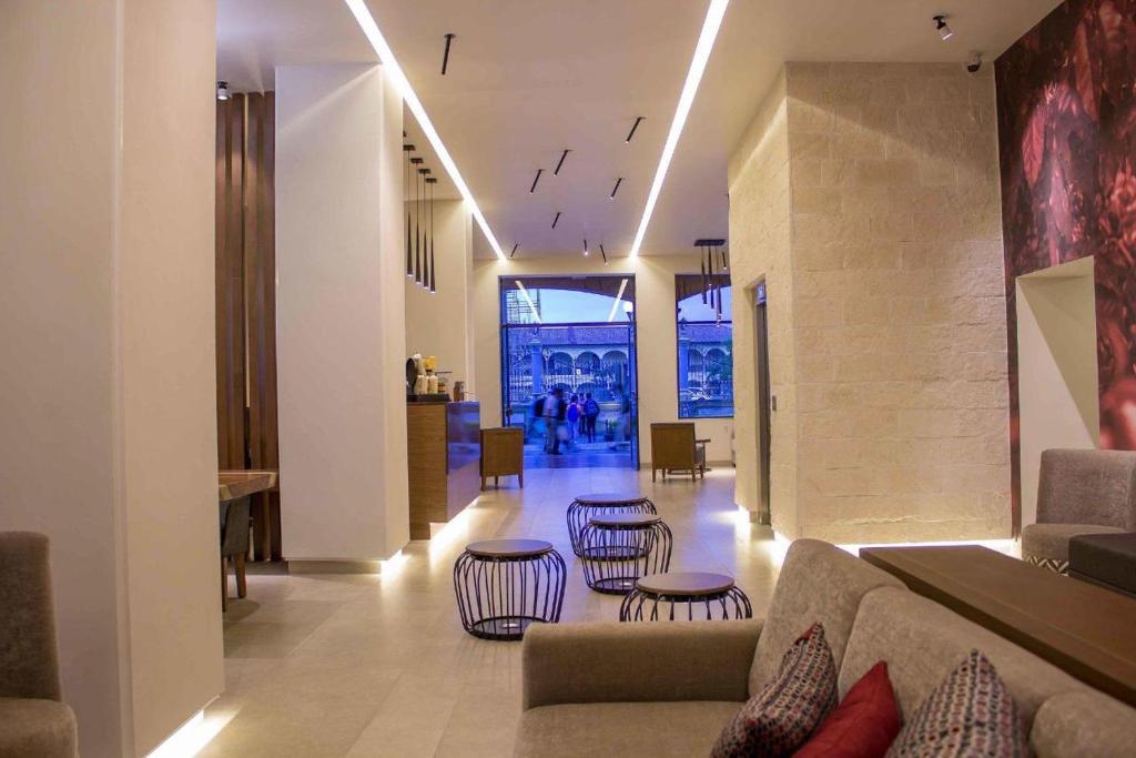Posezení v ubytování Hotel Mansur Business & Leisure