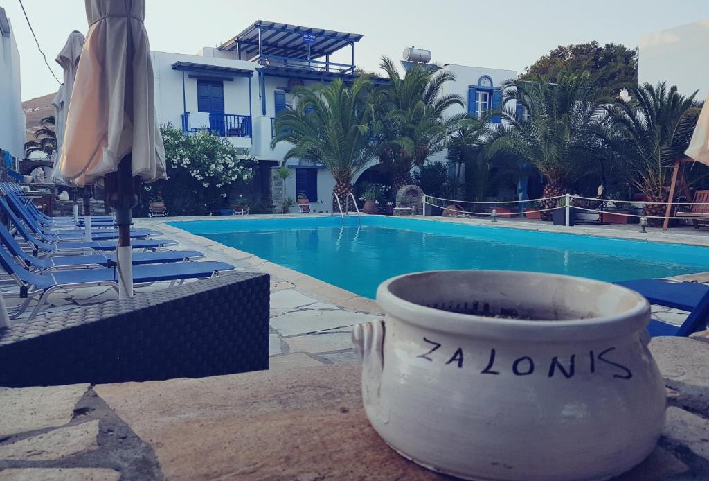 Tinos apartments Zalonis