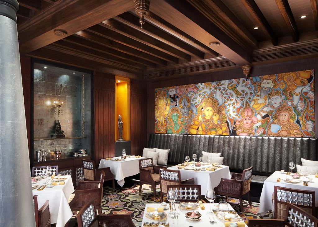 Restaurace v ubytování Taj Coromandel