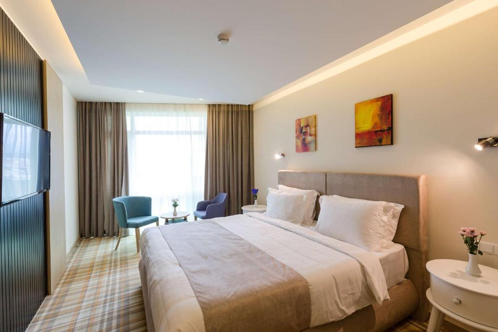 لابی و فضای عمومی Best Western Premier Batumi - تصویر ۵