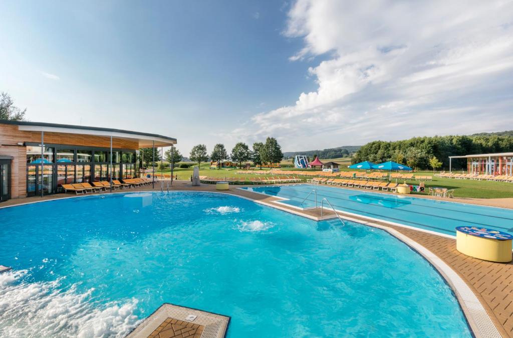 Bassein majutusasutuses H2O Hotel-Therme-Resort, für Familien mit Kindern või selle lähedal