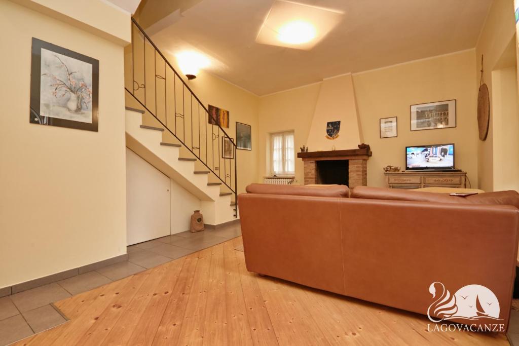 Televízia a/alebo spoločenská miestnosť v ubytovaní Country House