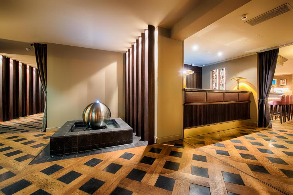 Mondrian Suites Berlin am Checkpoint Charlie - Resim 25