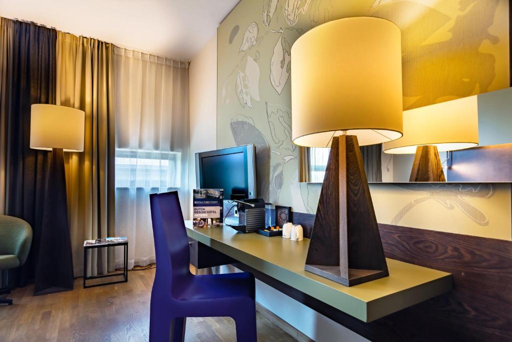 TV/Unterhaltungsangebot in der Unterkunft Hotel Artemis Amsterdam