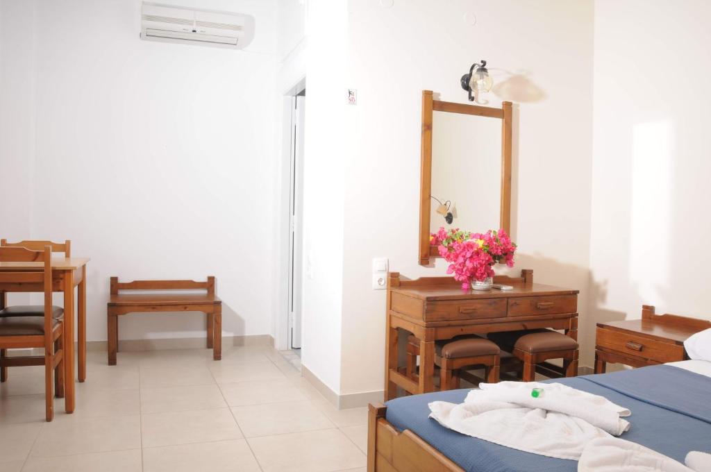 Mastorakis Hotel and Studios - 14