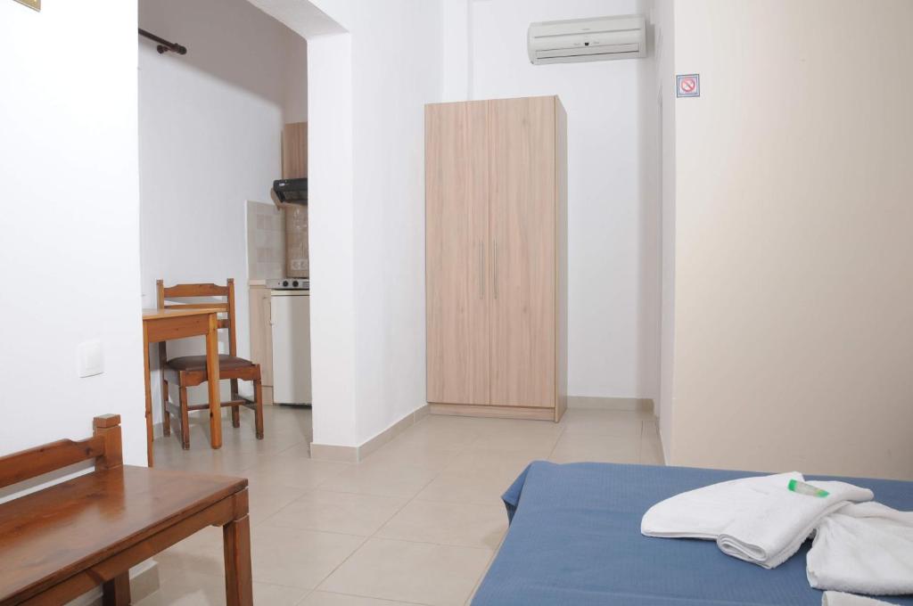 Mastorakis Hotel and Studios - 13