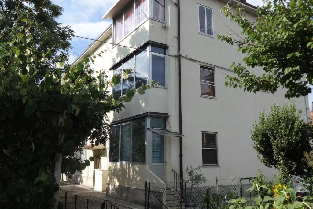 The building in which Az apartmant is located