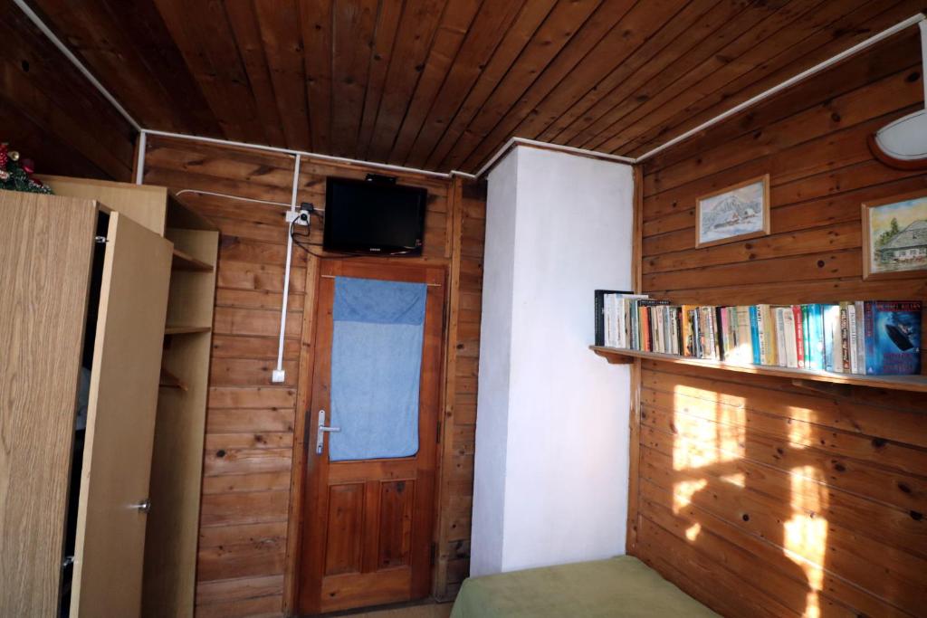 EkoPens - Small Single Room