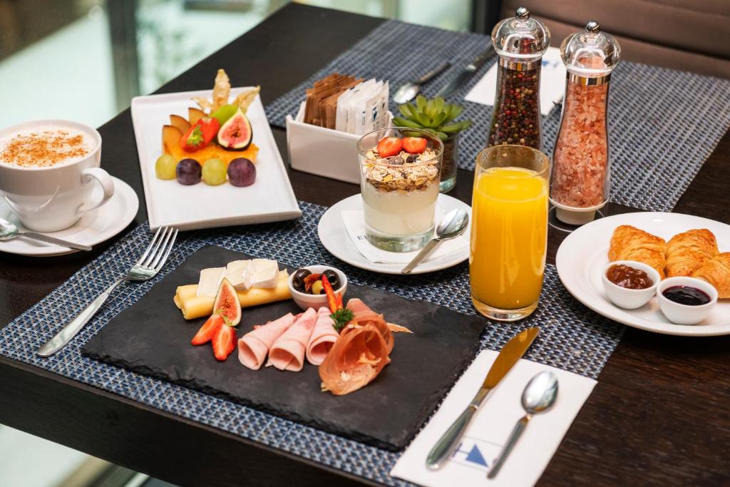 Exe Budapest Center - Resim 3