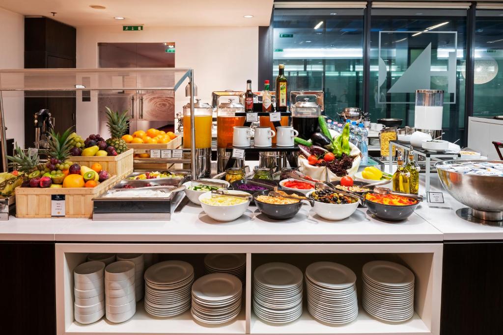 Exe Budapest Center - Resim 8