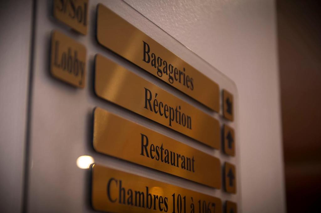 Certifikát, hodnocení, plakát nebo jiný dokument vystavený v ubytování Hôtel Jeanne d'Arc