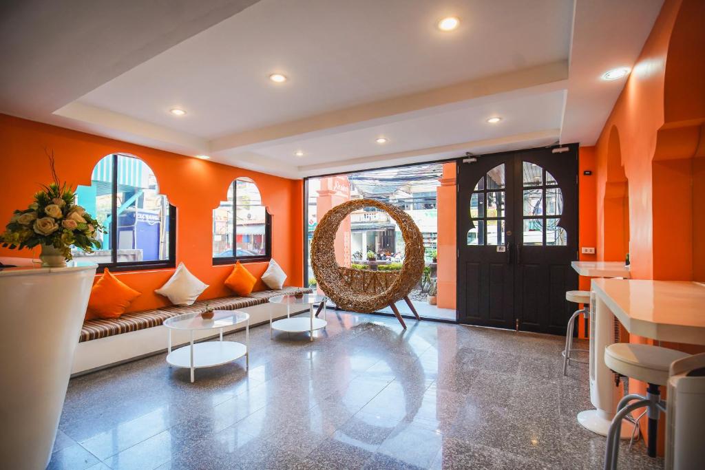 Khaleej Mass Hotel Patong - Resim 11