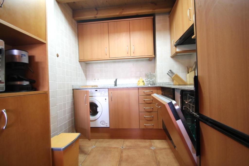 Kuchyň nebo kuchyňský kout v ubytování Borda Pascol, Atico Duplex en Tarter Zona Grandvalira