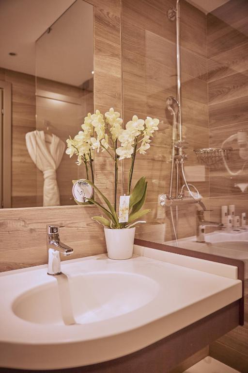 iH Hotels Milano Lorenteggio - Resim 15