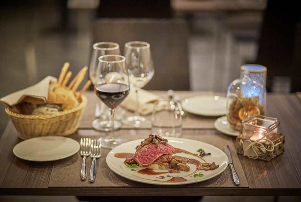 iH Hotels Milano Lorenteggio - Resim 45