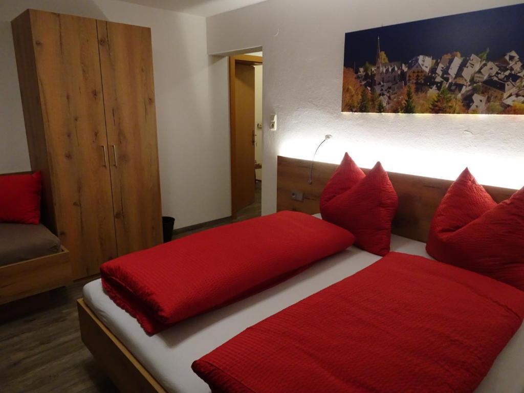 Postel nebo postele na pokoji v ubytování Haus Höll Herta