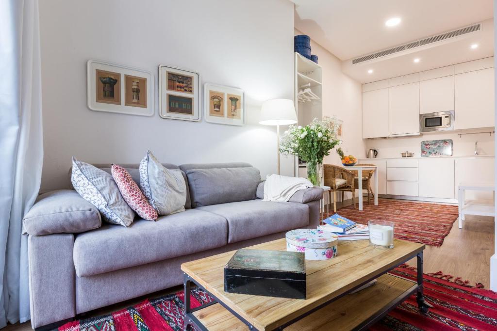 Sevilla Home Center Suites