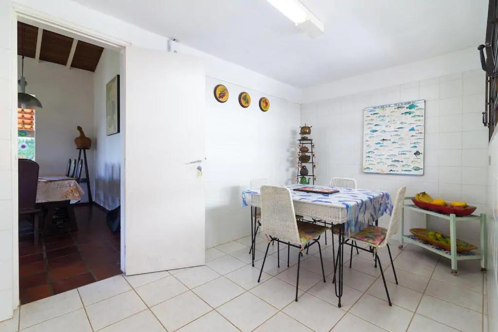  Ilhabela Beach House