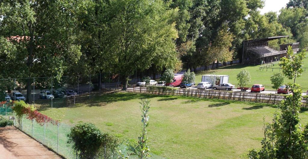 Hotel Pagony Wellness - Resim 14