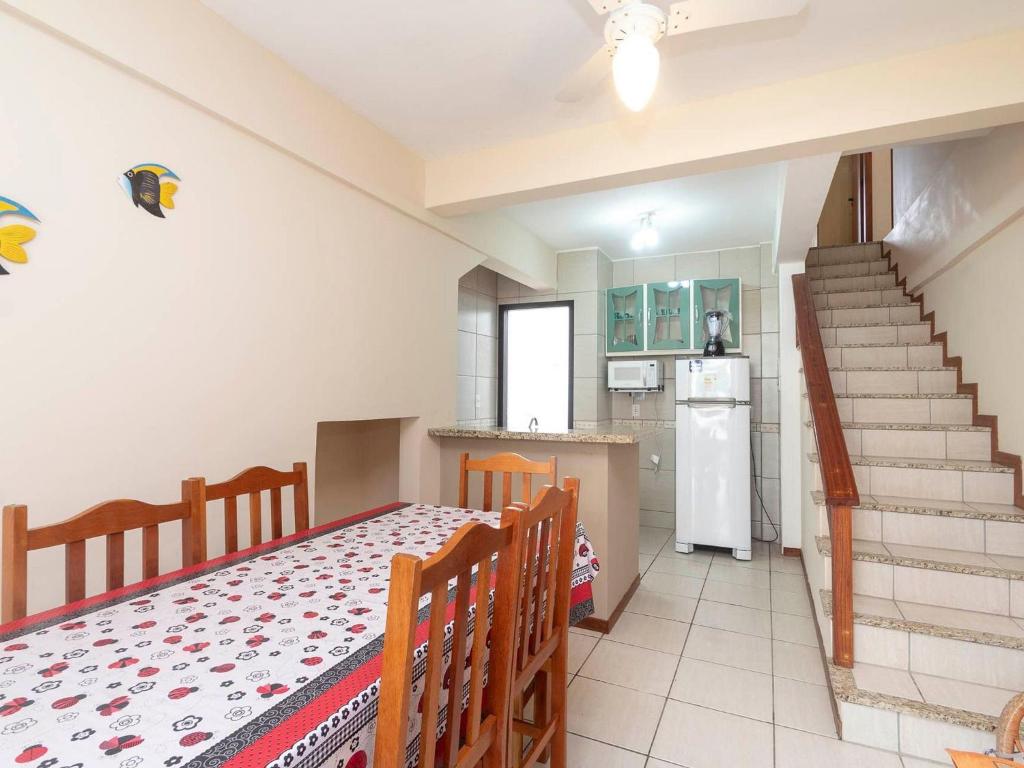  Apartamento 2 Dormitórios da Praia Bombas