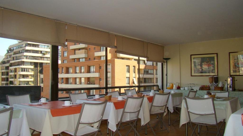 Restaurace v ubytování Alessandria Apart - El Bosque Norte