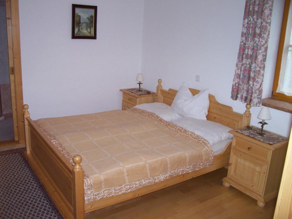 Postel nebo postele na pokoji v ubytování Haus Ramsauer