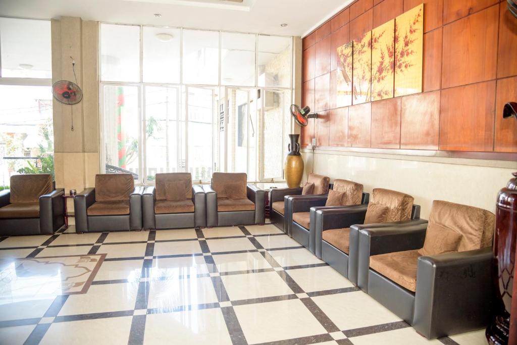 Posezení v ubytování Ha Trinh Hotel