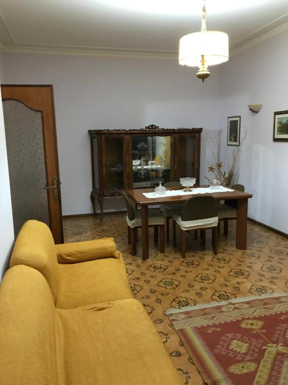 Posedenie v ubytovaní Casa FONTESECCA