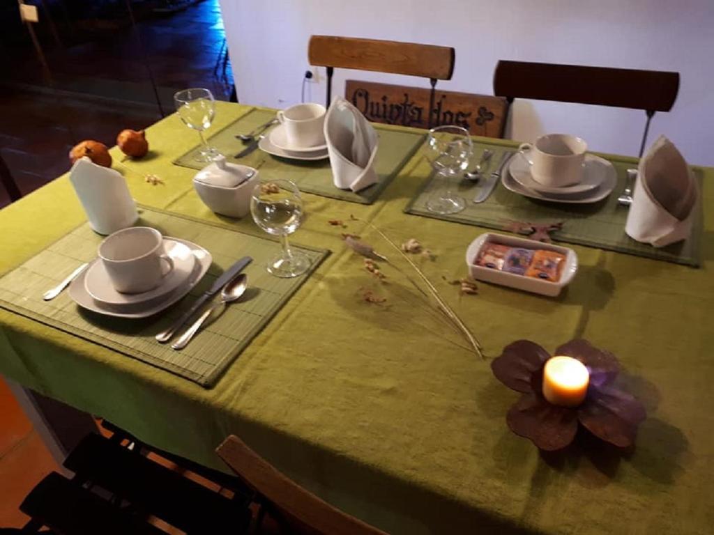 Comodidades para ch e caf em Quinta dos Trevos - Artes e Ofcios