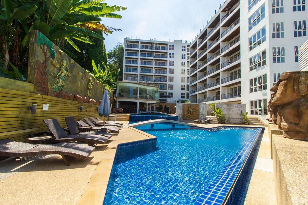 The Best Affordable 5-star Hotels in Phuket   Book a room at a great price!