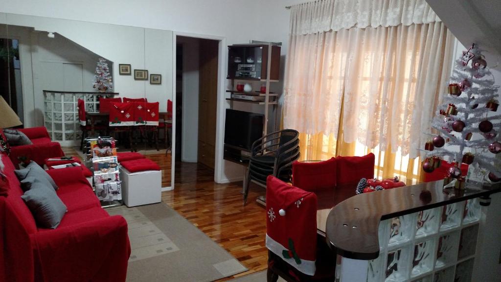  Aconchegante ao lado do shopping com garagem e Wifi