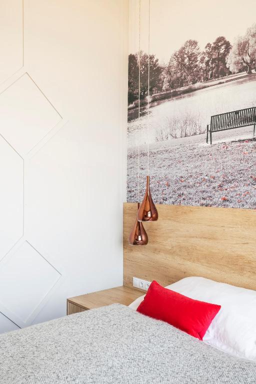 Posteľ alebo postele v izbe v ubytovaní Lakeside Budapest Residences