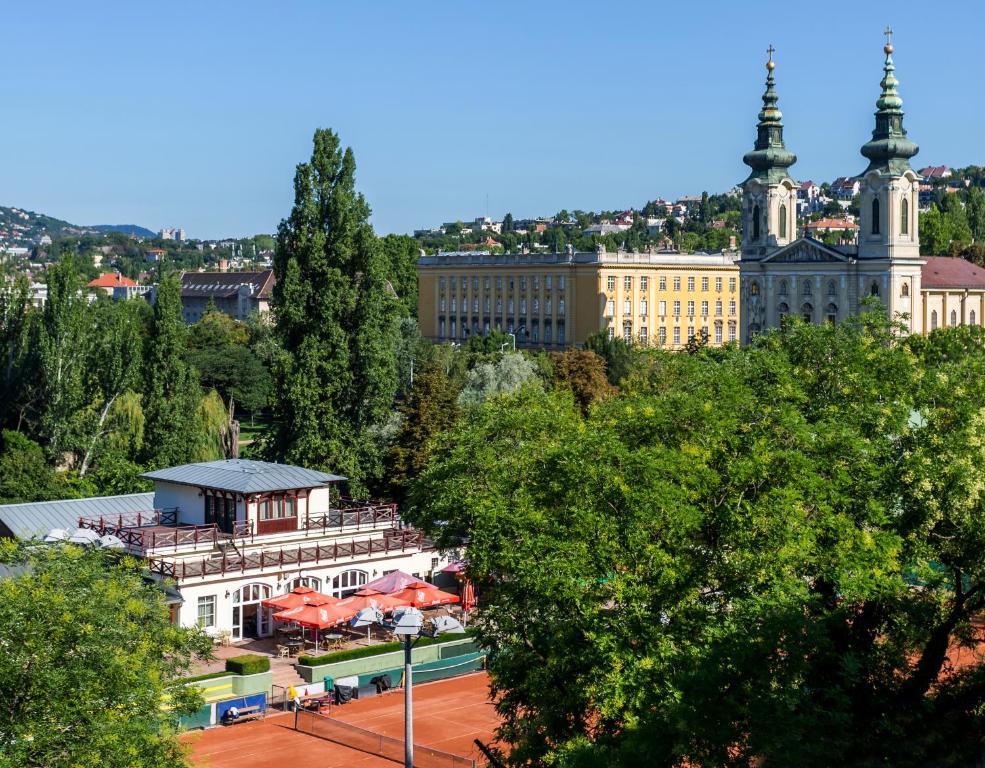 Výhľad na mesto Budapešť alebo výhľad na mesto priamo z apartmánu