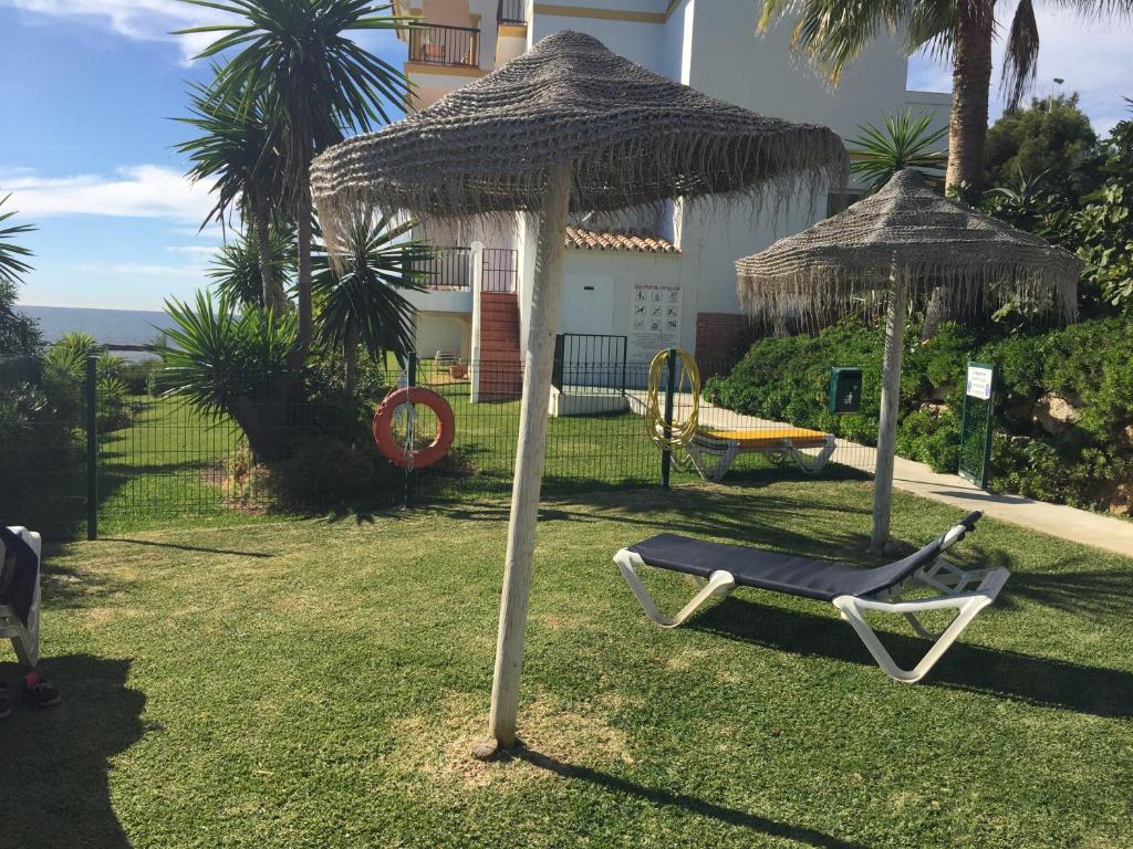 Vonkajšia záhrada v ubytovaní BALCON DEL MAR 2 APARTAMENT ON THE BEACH FRONT