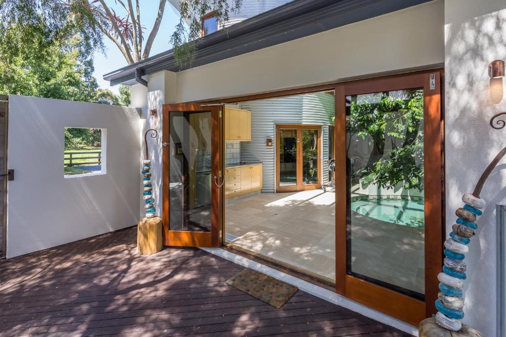 BOND ESTATE LUXURY ACCOMMODATION - Resim 31