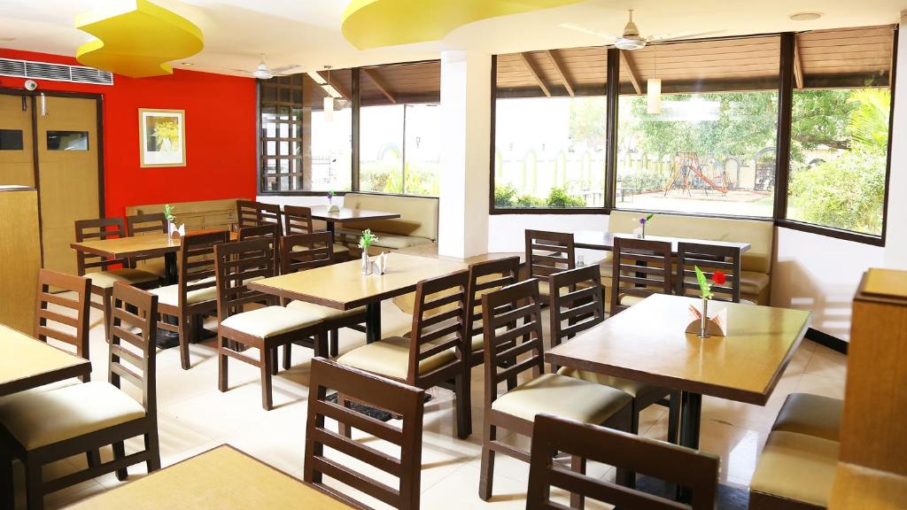 Restaurace v ubytování Hotel Rajavihar