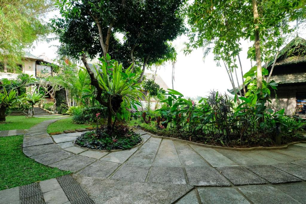 Zahrada ubytování Sunrise Villa Ubud