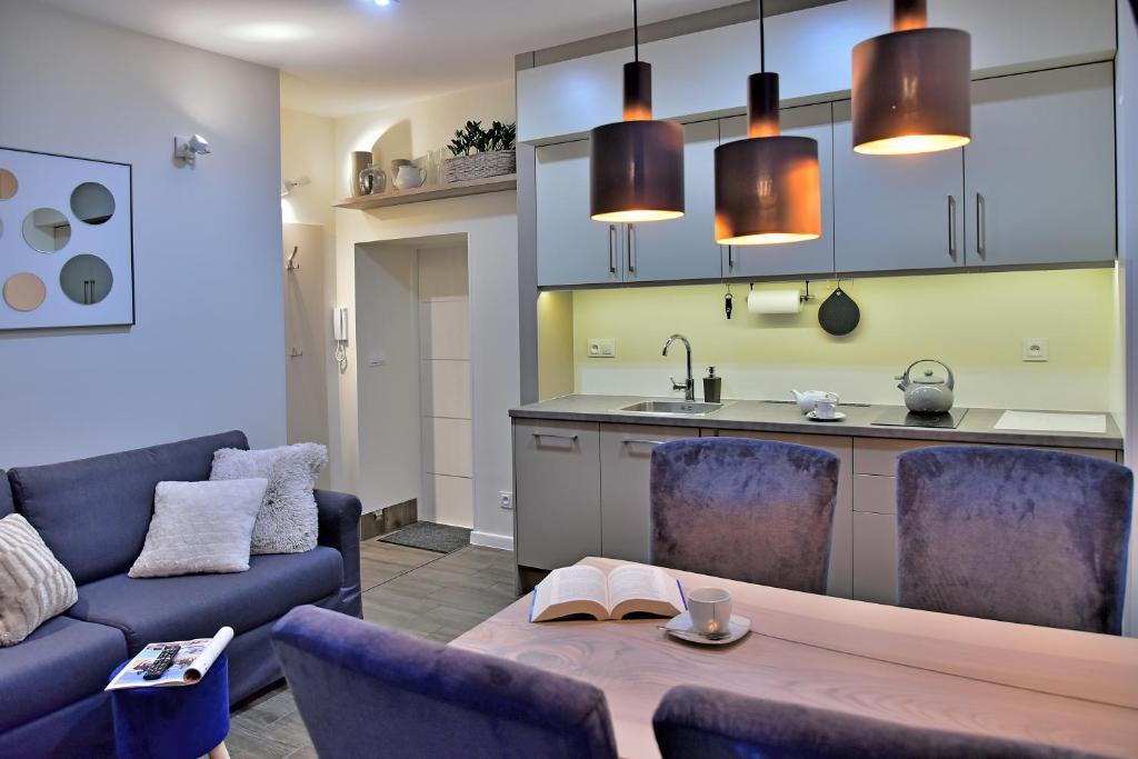 Apartamenty Sjesta Centrum w centrum miasta z prywatnym parkingiem - 8