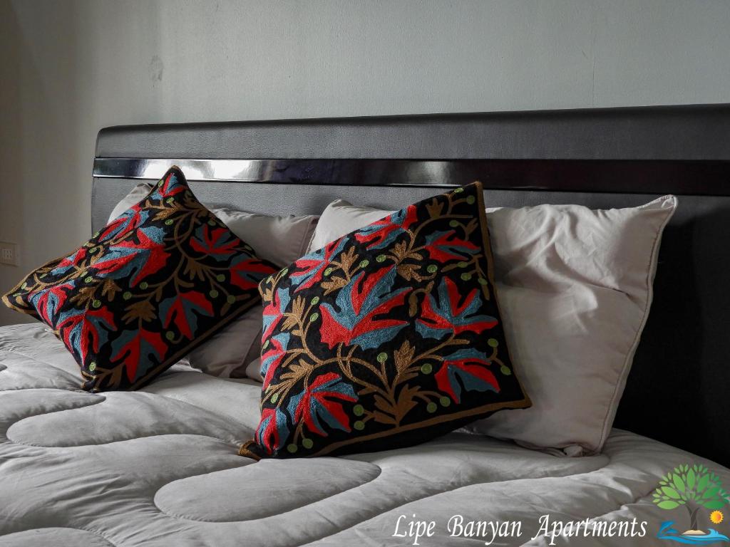 Lipe Banyan Apartments - 13