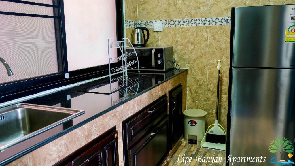 Lipe Banyan Apartments - 14