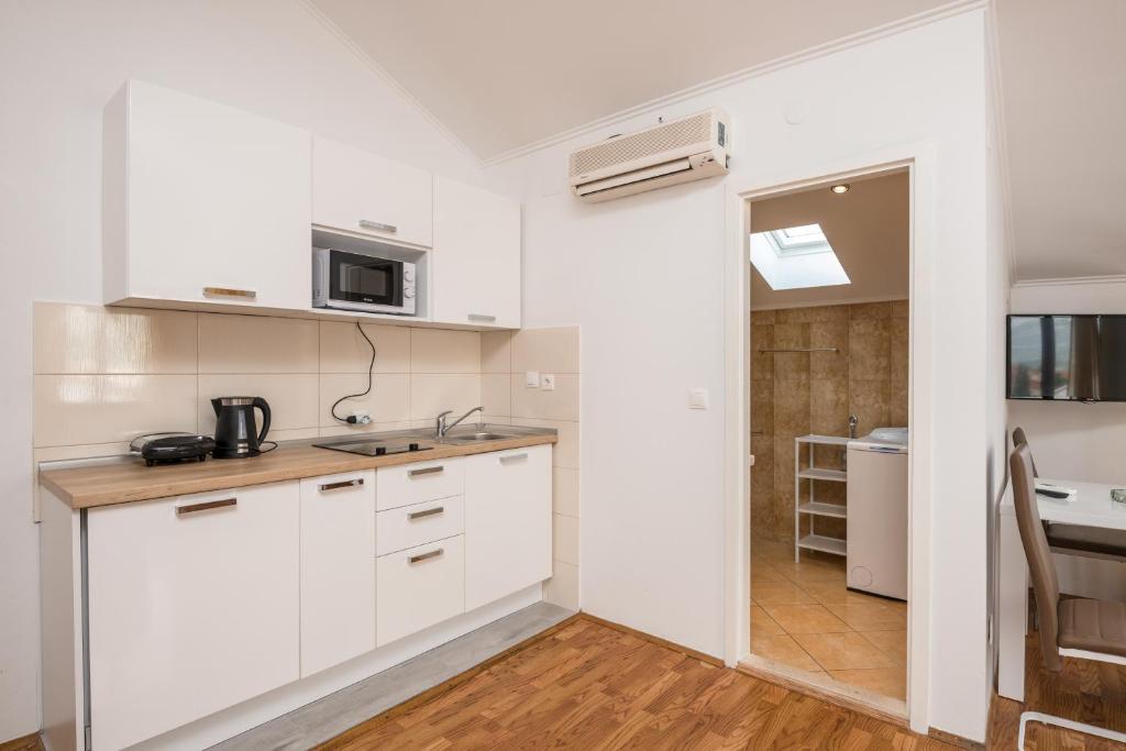 Villa Voinic - Studio With Sea View