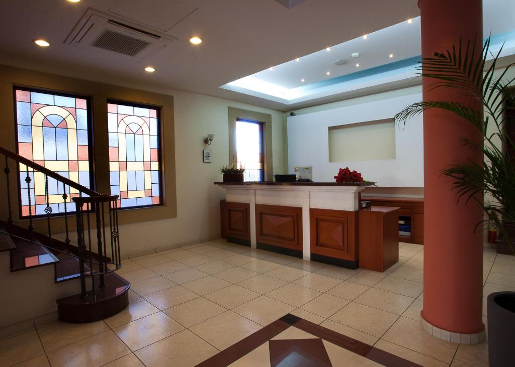 Vstupní hala nebo recepce v ubytování Pyramos Hotel