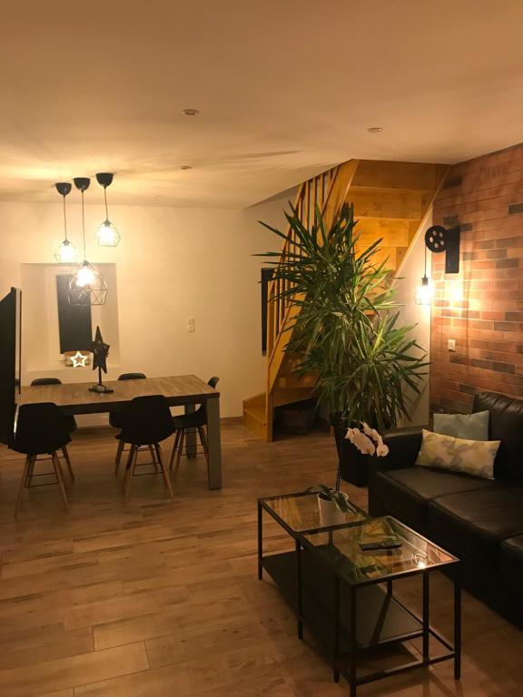 Posezení v ubytování Gite 5 pers avec 2h espace bien-être privatisé inclus dans le prix de la nuit 80m2 de détente