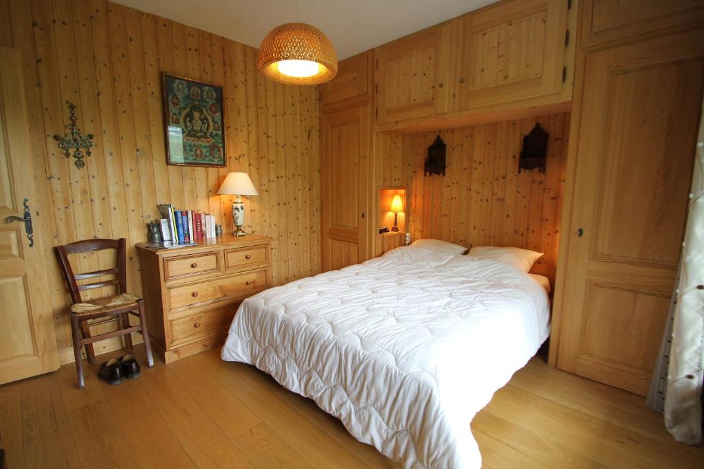 Postel nebo postele na pokoji v ubytování Orée des pistes