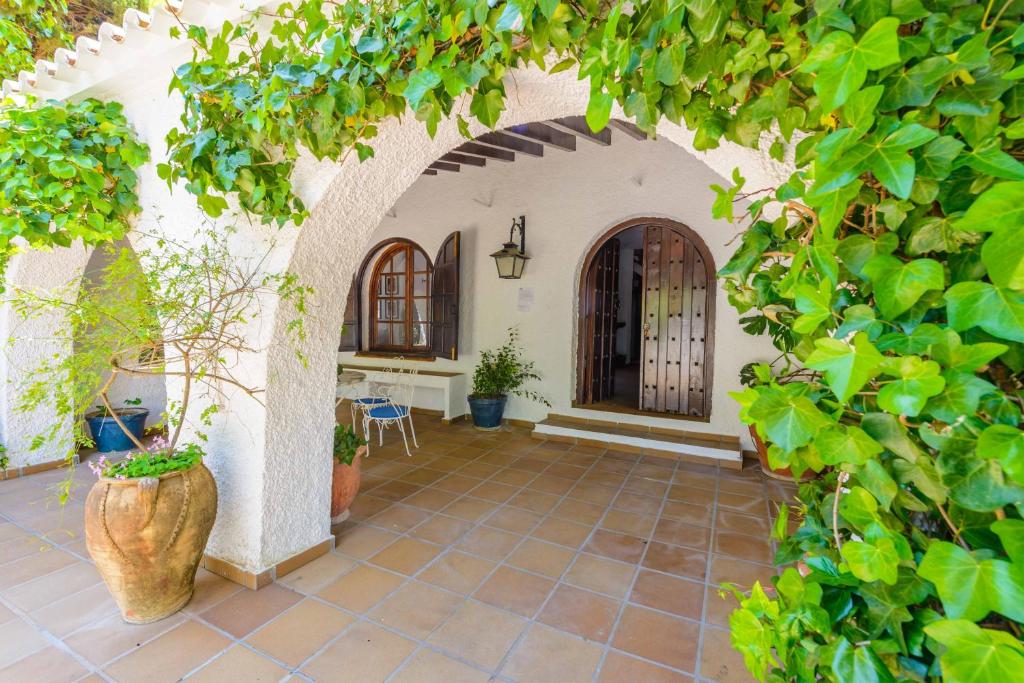 Vonkajšia záhrada v ubytovaní Holiday Home El Alcázar