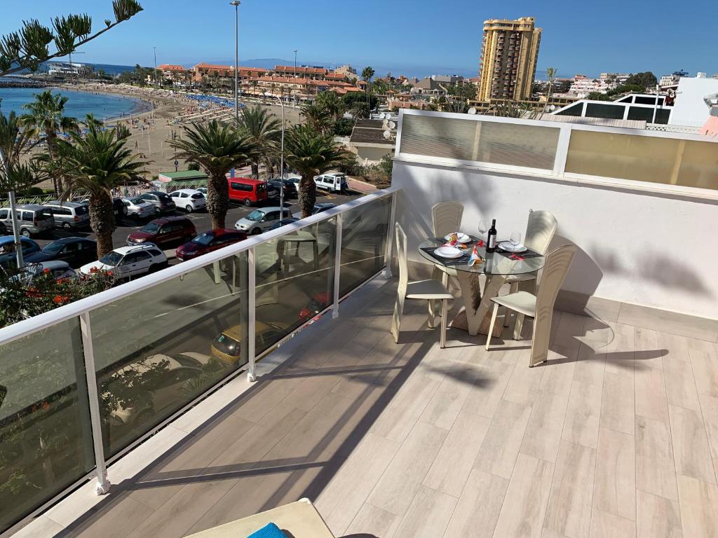 Balkón nebo terasa v ubytování Los Cristianos Best Beach View