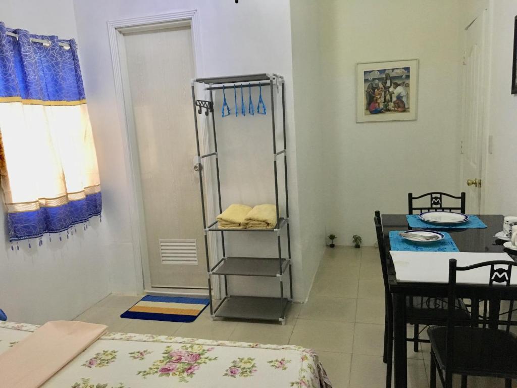 Blue Summer Suites - Deluxe Double Room