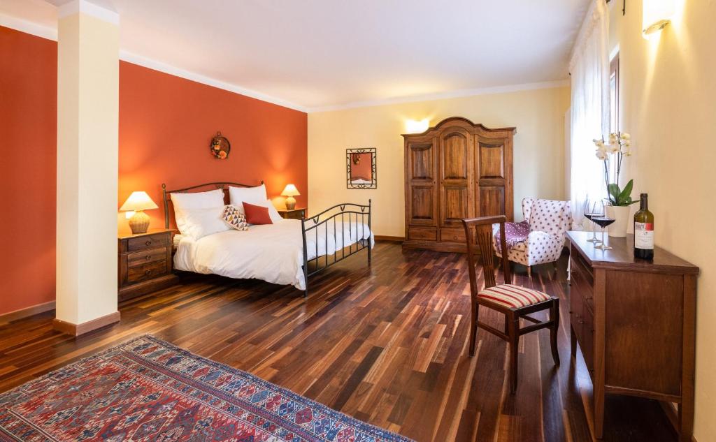 Postel nebo postele na pokoji v ubytování Buccara B&B Due Del Monte