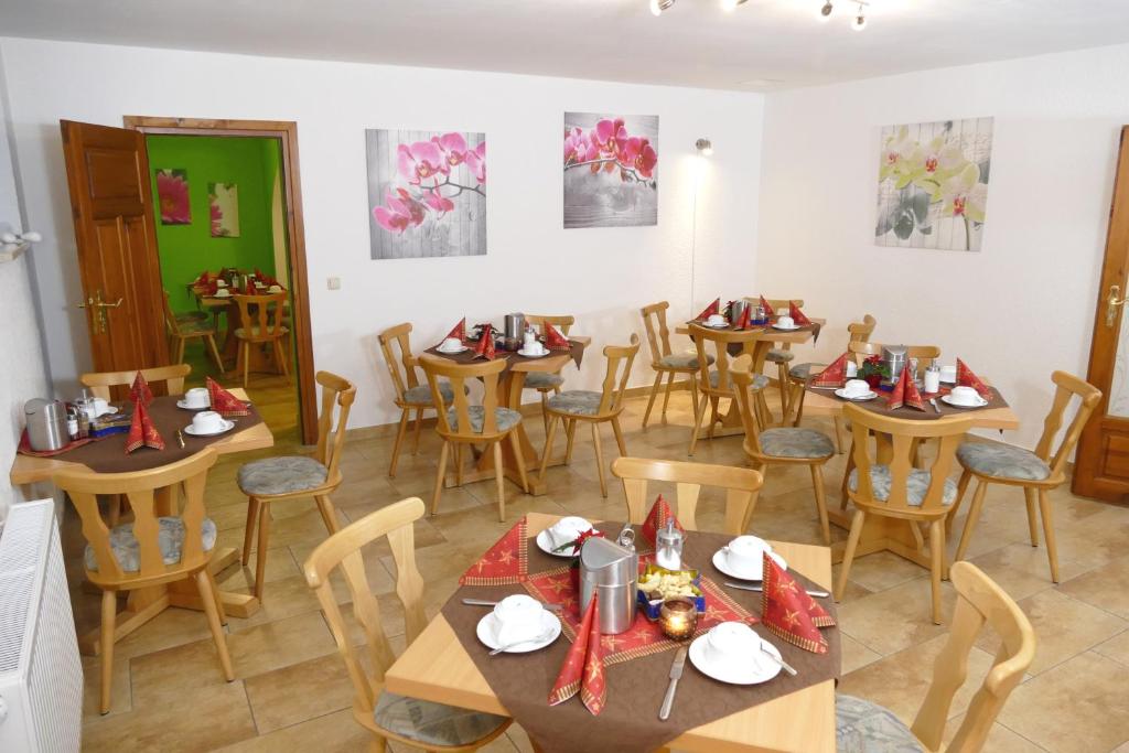 Restaurace v ubytování Hotel Meridian
